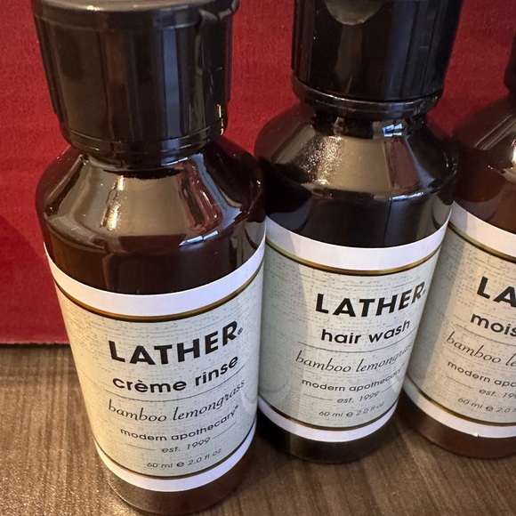 Lather Travel Kit - Picture 3 of 5
